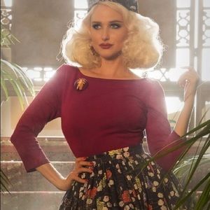 PUG Laura Byrnes Sabrina Top - Wine